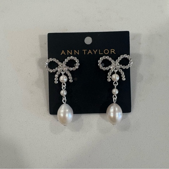Ann Taylor Silver Rhinestone Crystal Bow Pearl Dangle Earrings - Picture 1 of 6